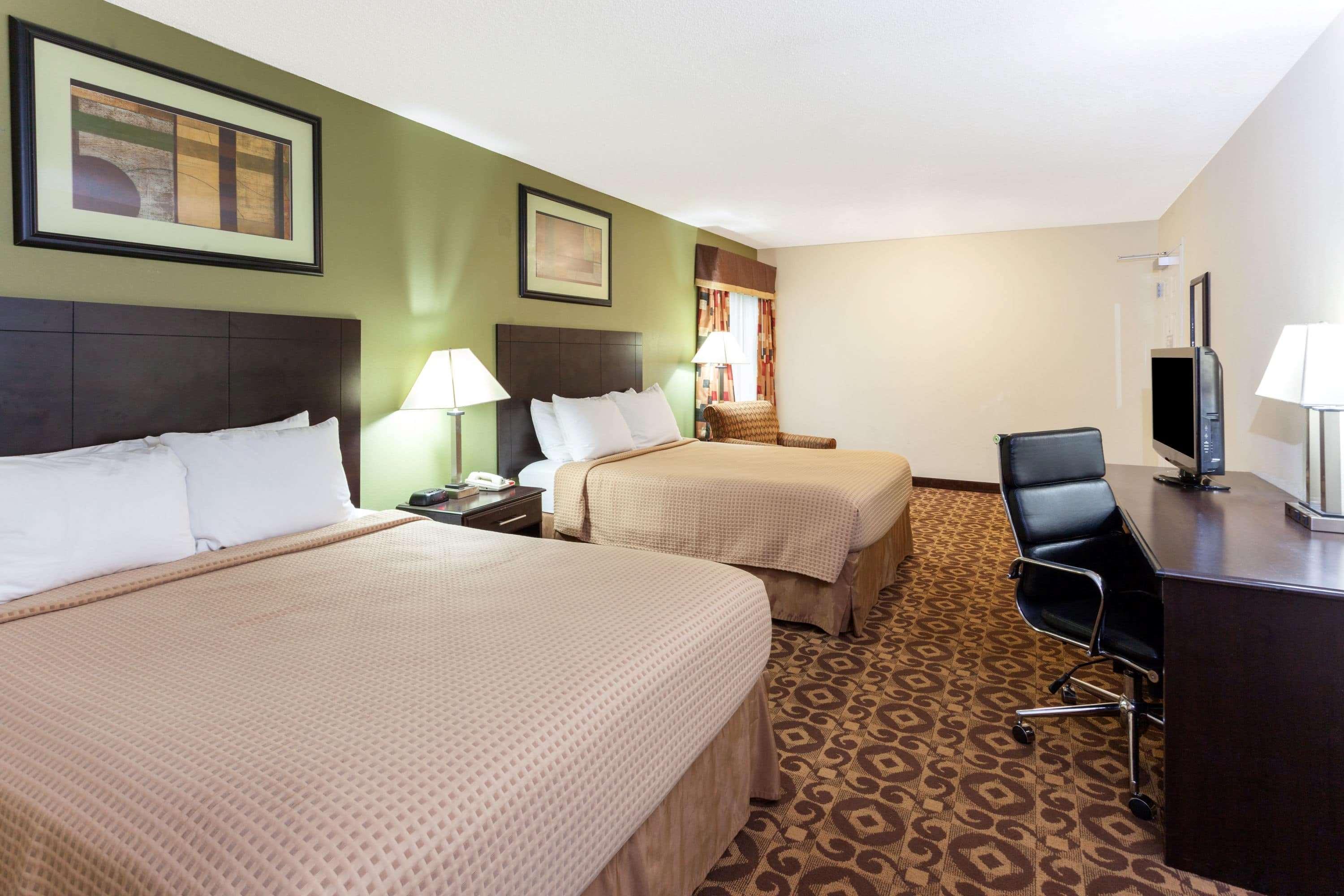 Super 8 By Wyndham Decatur/Dntn/Atlanta Area Otel Dış mekan fotoğraf